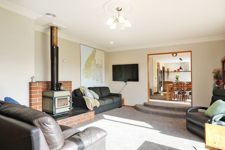 Photo of property in 10 Tui Place, Otatara, Invercargill, 9879