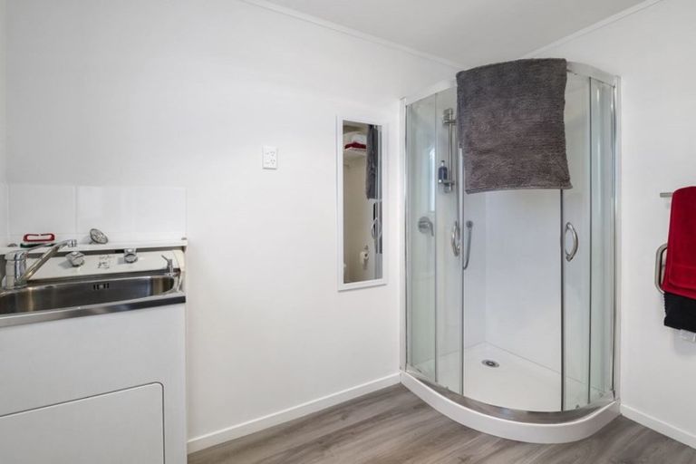 Photo of property in 5 Saint Aidans Way, Tawa, Wellington, 5028