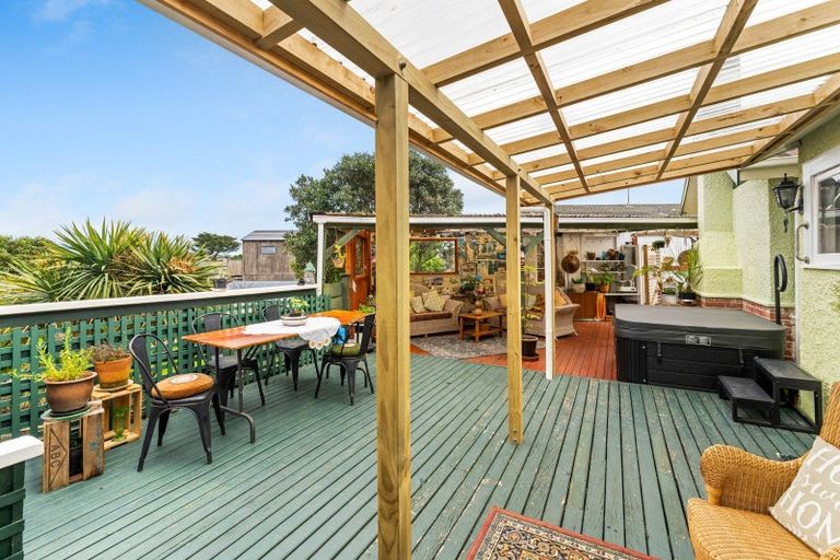 Photo of property in 53 Tasman Road, Otaki Beach, Otaki, 5512