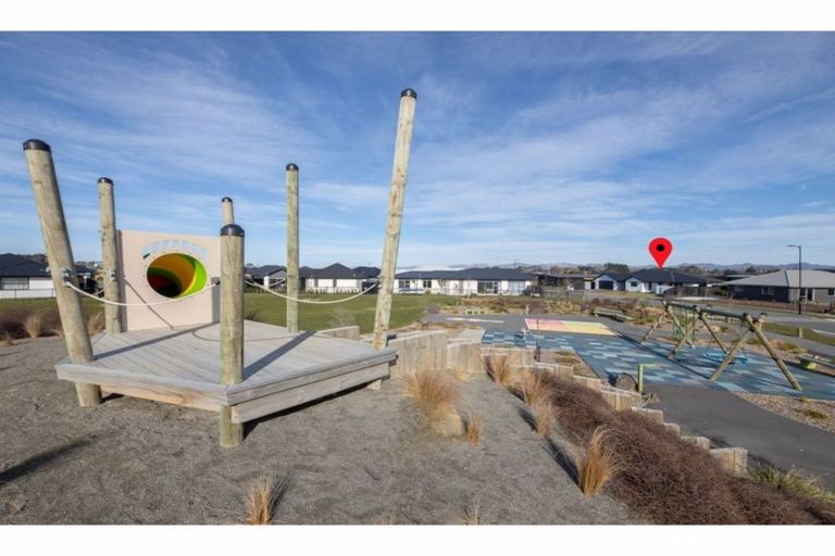 Photo of property in 12 Wandle Street, Marshland, Christchurch, 8083