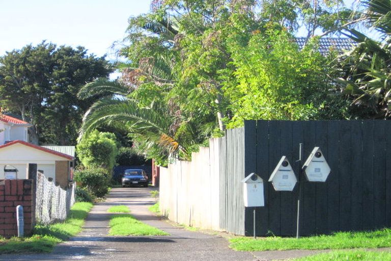 Photo of property in 2/131 Coronation Road, Papatoetoe, Auckland, 2025