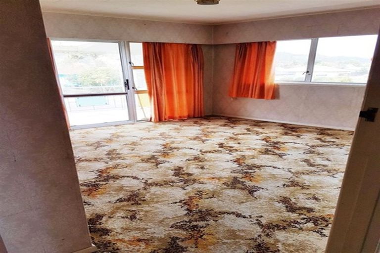 Photo of property in 16 Cook Drive, Whitianga, 3510