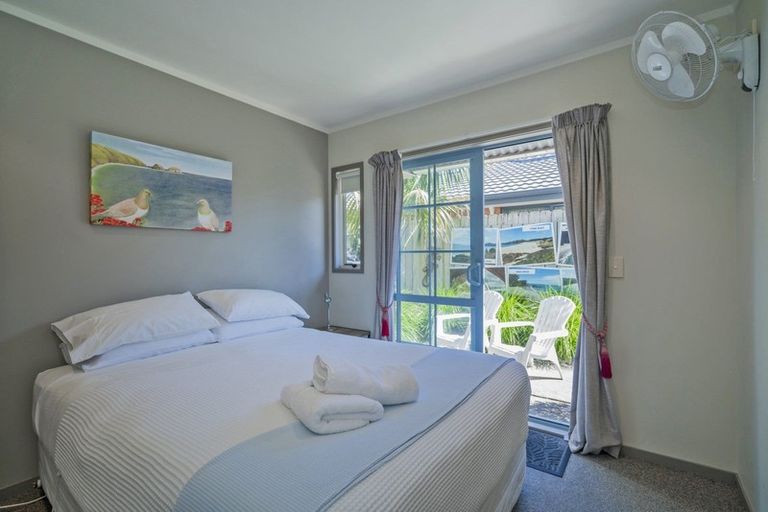 Photo of property in 5 Pipi Dune, Whitianga, 3510