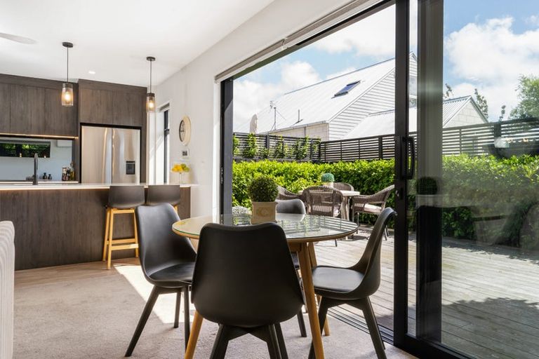 Photo of property in 3/127 Saint Albans Street, St Albans, Christchurch, 8014