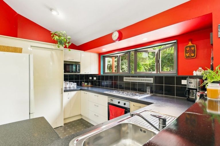 Photo of property in 4 Dominion Park Street, Johnsonville, Wellington, 6037