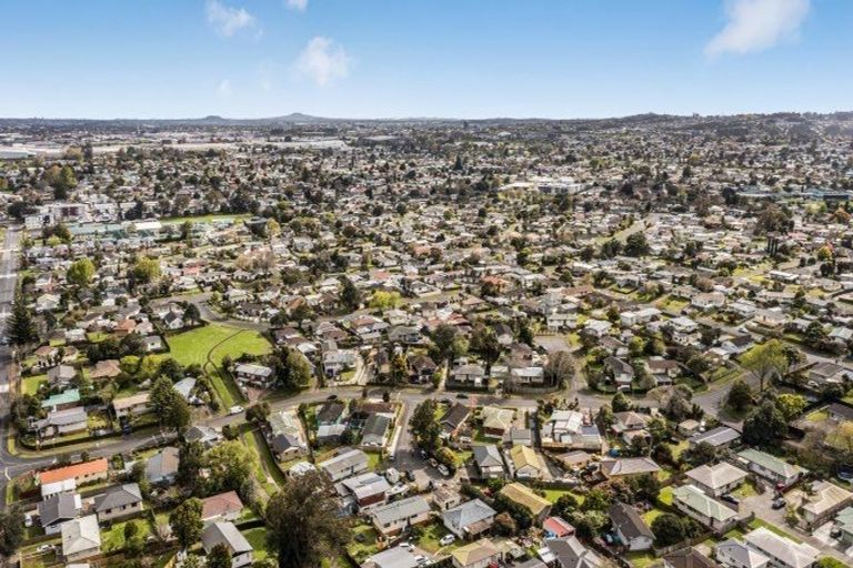 Photo of property in 7 Selsey Lane, Manurewa, Auckland, 2102