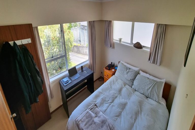 Photo of property in 1/64 Hebron Road, Waiake, Auckland, 0630