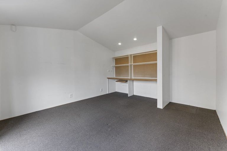 Photo of property in 10 Manuka Street, Hokowhitu, Palmerston North, 4410