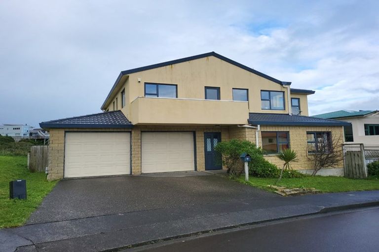 Photo of property in 17 Jordan Street, Island Bay, Wellington, 6023