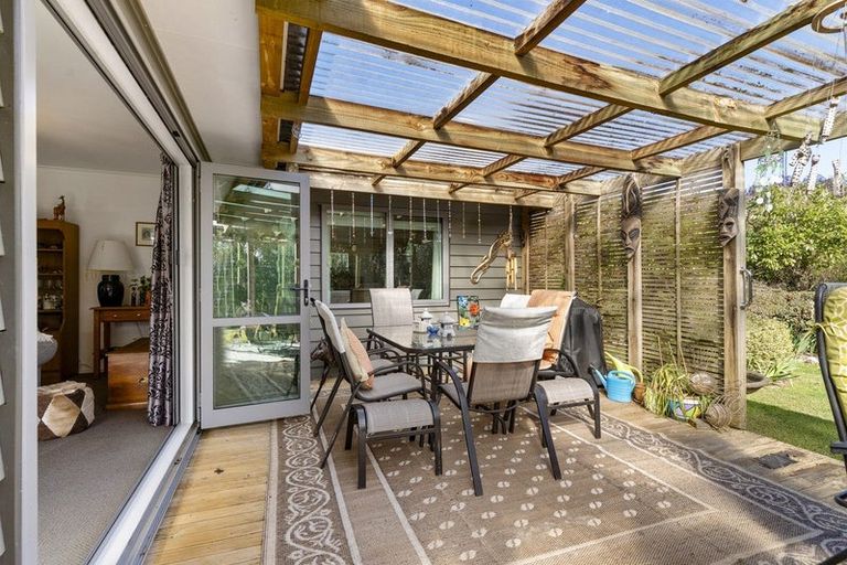 Photo of property in 13 Tararua Crescent, Carterton, 5713