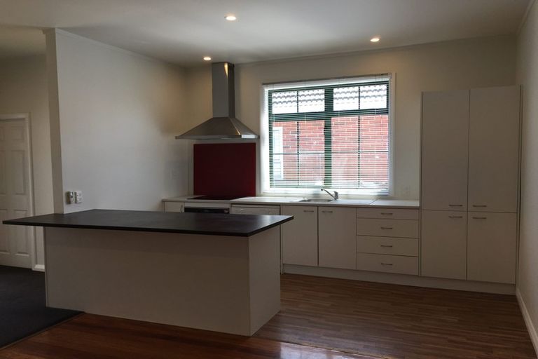 Photo of property in 73 Bell Road, Waiwhetu, Lower Hutt, 5010