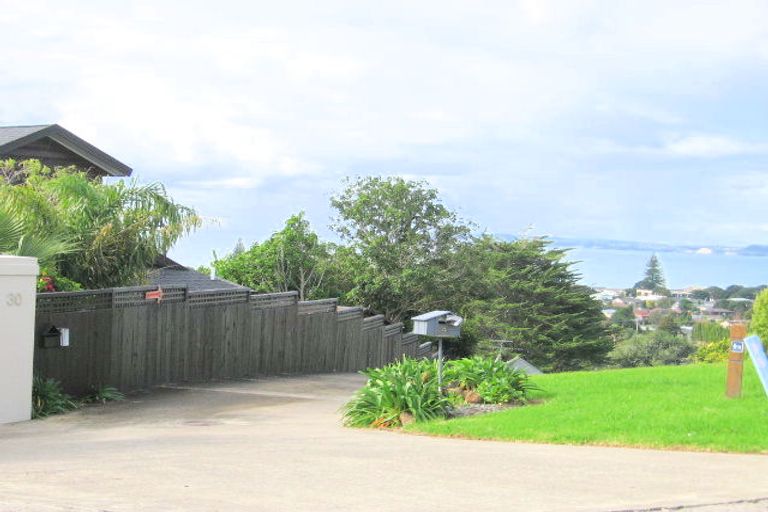 Photo of property in 34 Ngahere Views, Orewa, 0931