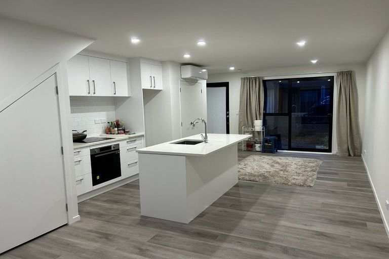 Photo of property in 24 Ara Mara Hua, Henderson, Auckland, 0612
