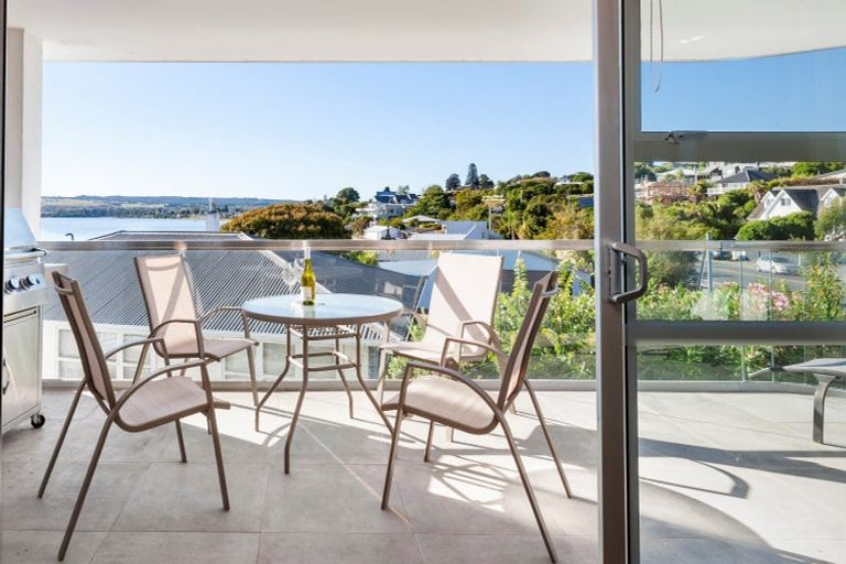 Photo of property in 11/2 Lowell Place, Waipahihi, Taupo, 3330