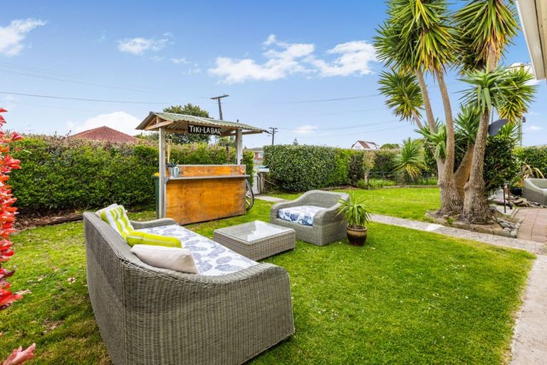 Photo of property in 1/5 Cameron Street, Papakura, 2110