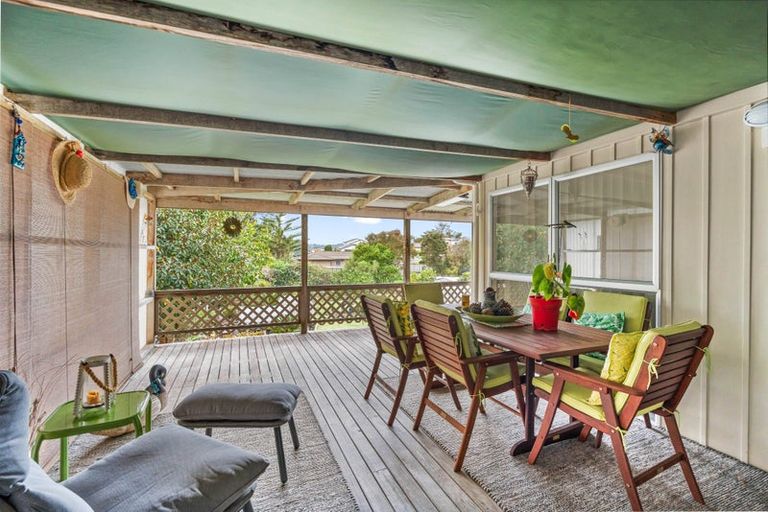 Photo of property in 9 Montgomery Avenue, Onerahi, Whangarei, 0110