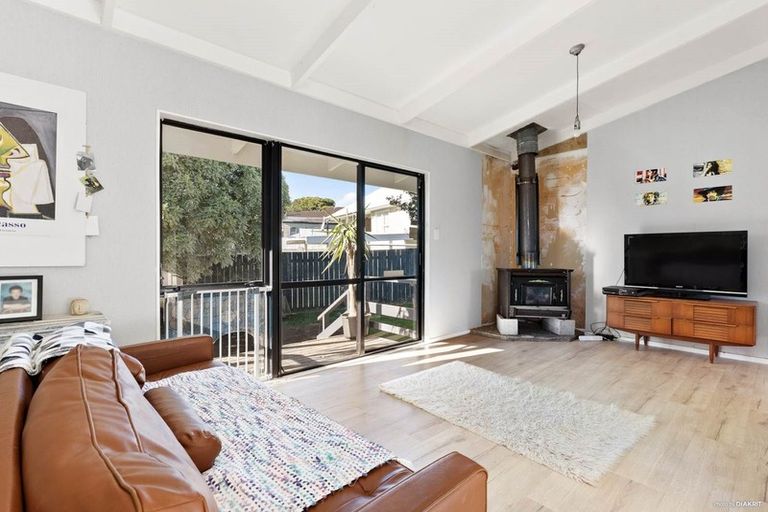 Photo of property in 9 Rako Place, Manurewa, Auckland, 2102