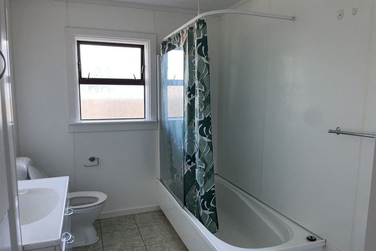 Photo of property in 293 Kennedy Road, Onekawa, Napier, 4110