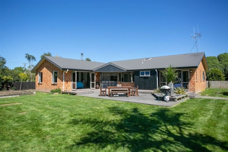 Photo of property in 61a Saint Kilda Road, Cambridge, 3434