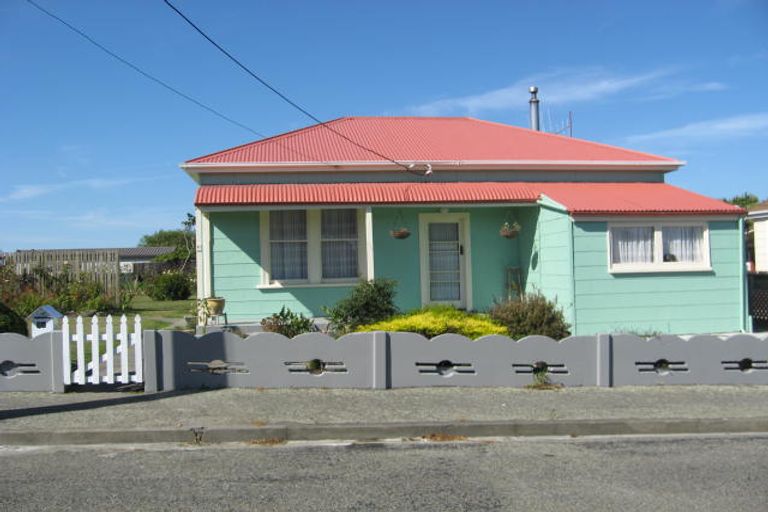 Photo of property in 21 Regent Street, West End, Timaru, 7910