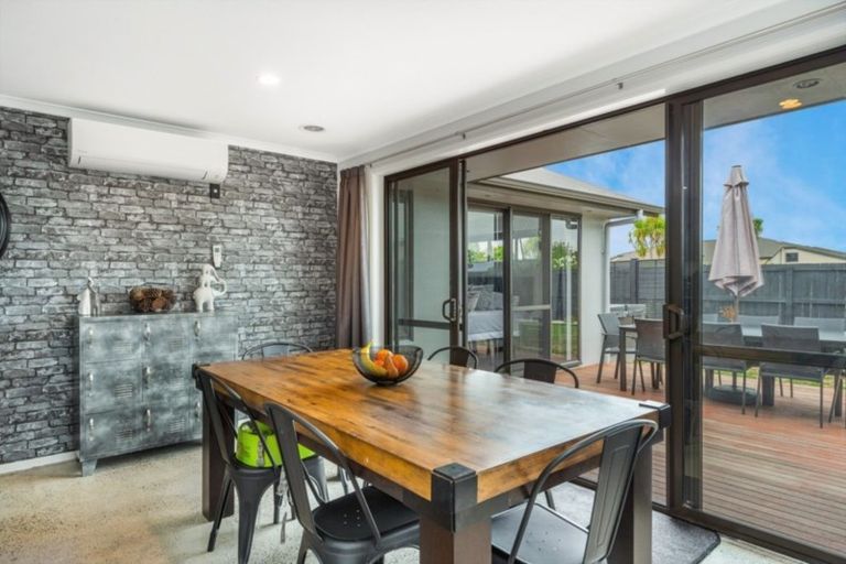 Photo of property in 6 Mickelson Avenue, Rototuna, Hamilton, 3210