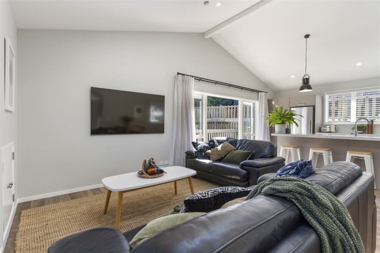 Photo of property in 35a Taurus Crescent, Beach Haven, Auckland, 0626