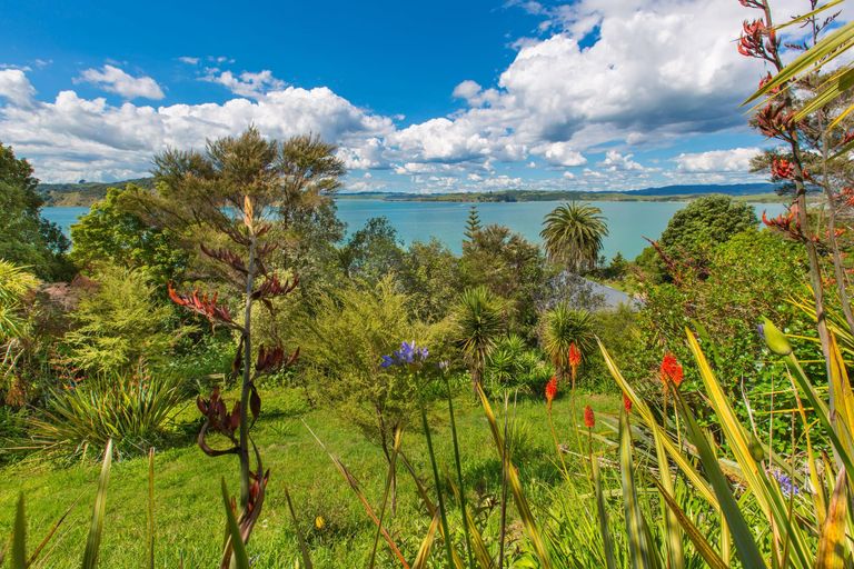 Photo of property in 78m Greenslade Road, Raglan, 3295