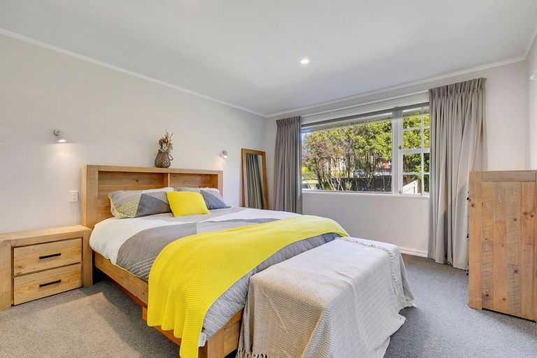 Photo of property in 15 Charthouse Lane, Whitby, Porirua, 5024