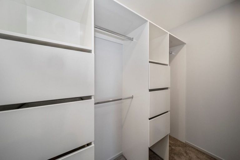 Photo of property in 3 Frederick Place, Whalers Gate, New Plymouth, 4310