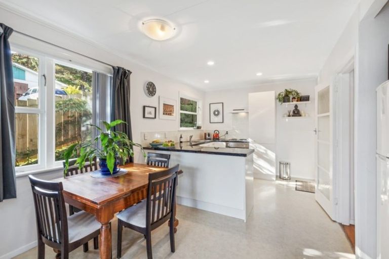 Photo of property in 4 Pollard Street, Wainuiomata, Lower Hutt, 5014