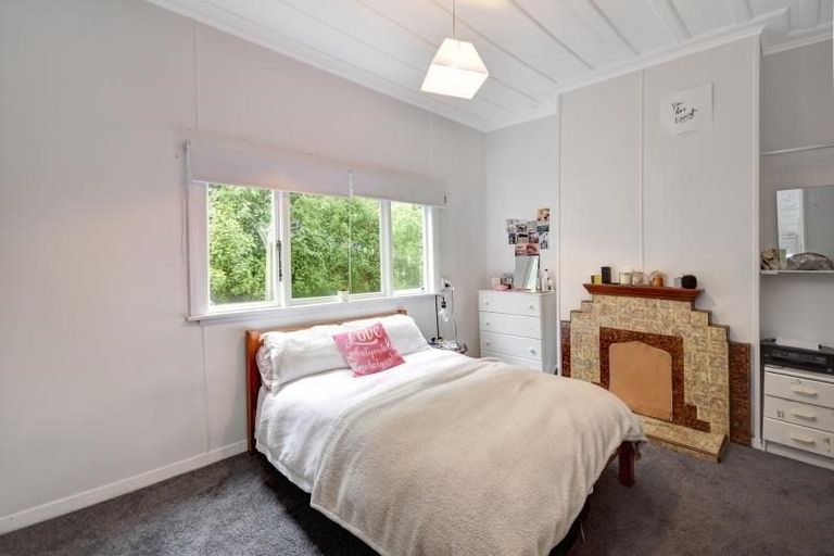 Photo of property in 92 Harbour Terrace, North Dunedin, Dunedin, 9016