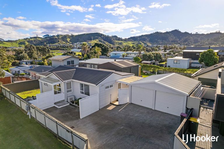 Photo of property in 56b Dillon Street, Waihi Beach, 3611