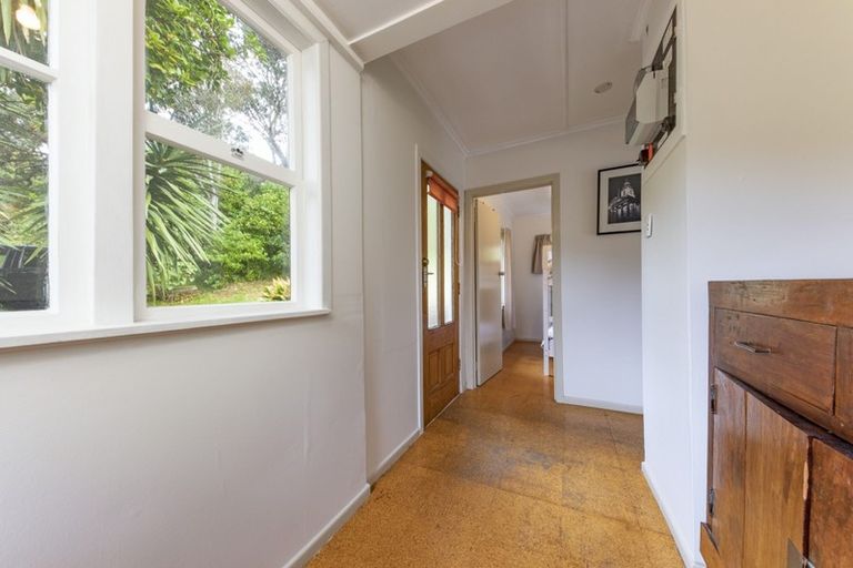 Photo of property in 7 Beach Valley Road, Piha, New Lynn, 0772