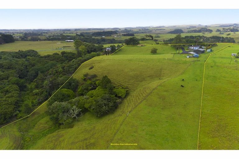 Photo of property in 230 Gleeson Road, Pollok, Waiuku, 2683