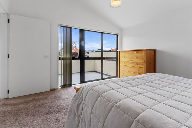 Photo of property in 2/20 Fifth Avenue, Tauranga, 3110