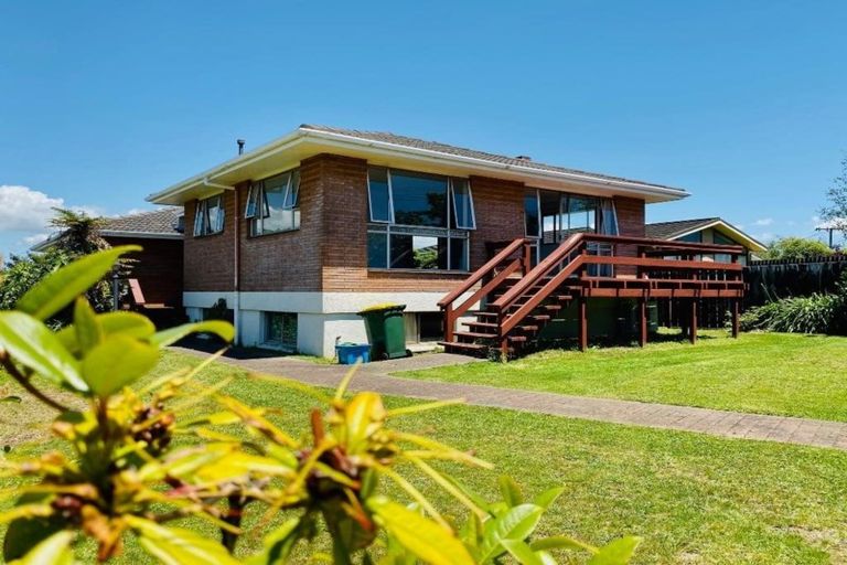 Photo of property in 2 Cowling Road, Hurdon, New Plymouth, 4310