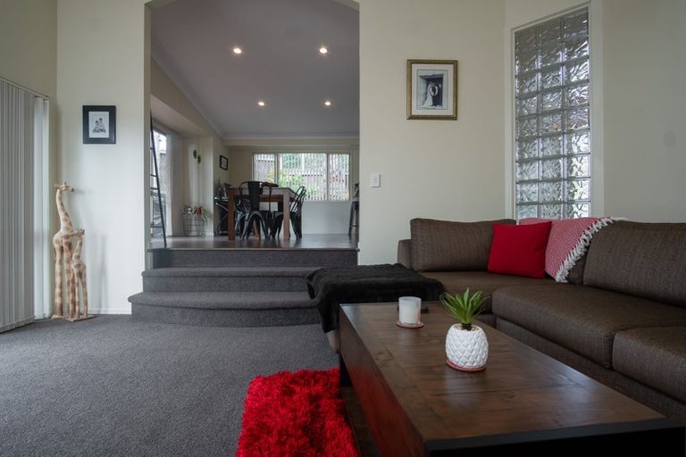 Photo of property in 5 Coralsea Way, Arkles Bay, Whangaparaoa, 0932