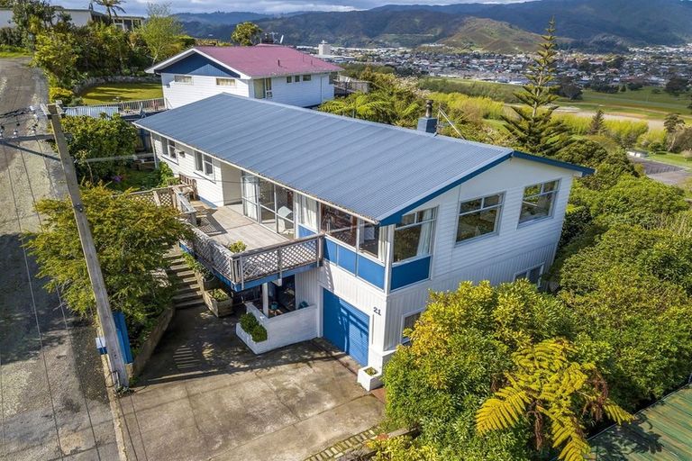 Photo of property in 21 Vista Grove, Kelson, Lower Hutt, 5010