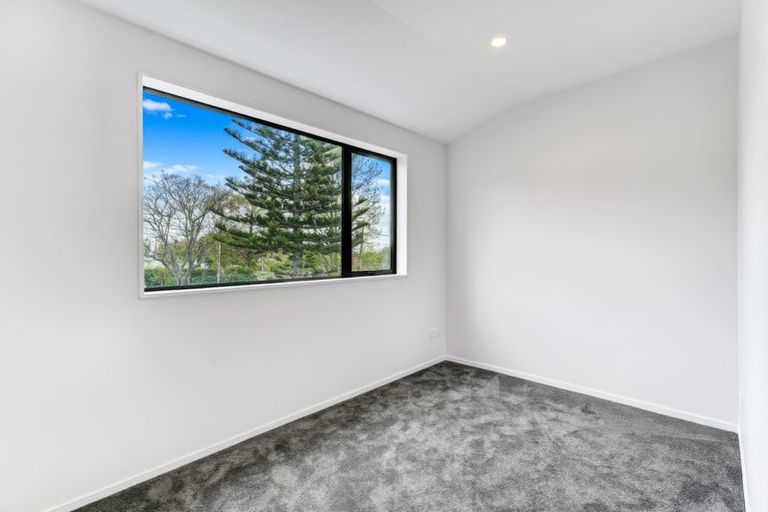 Photo of property in 2/63 Gardner Avenue, New Lynn, Auckland, 0600