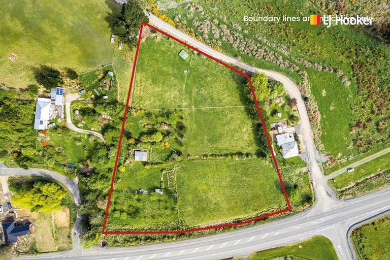 Photo of property in 287 Waikouaiti-waitati Road, Evansdale, Waikouaiti, 9471