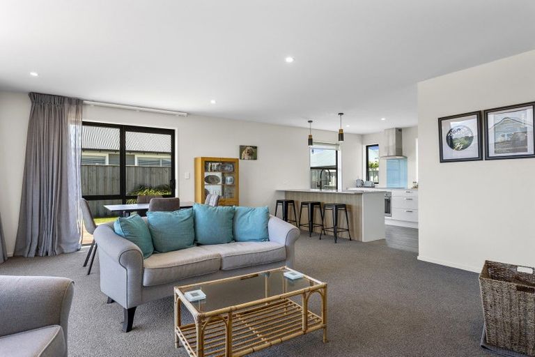 Photo of property in 10 Claremont Crescent, Amberley, 7410