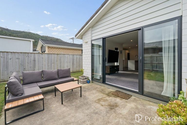 Photo of property in 17 Ford Road, Manor Park, Lower Hutt, 5019