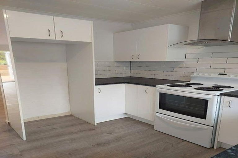 Photo of property in 5a Christchurch Crescent, Kelson, Lower Hutt, 5010