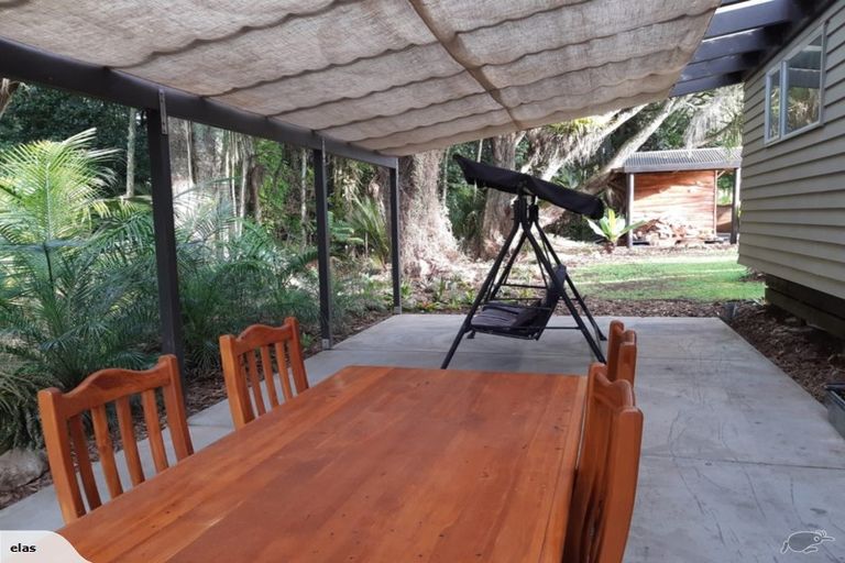 Photo of property in 704 Ngunguru Road, Glenbervie, Whangarei, 0173