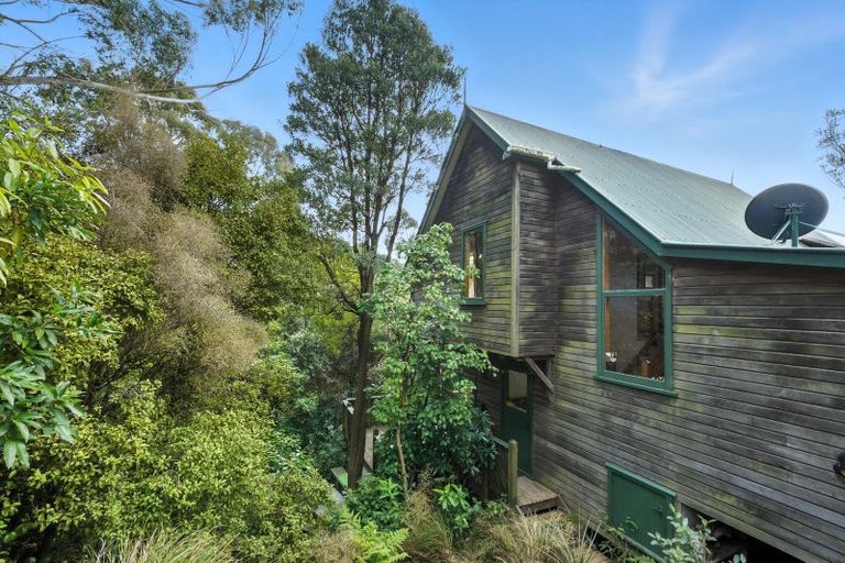 Photo of property in 21 Toledo Place, Mount Pleasant, Christchurch, 8081