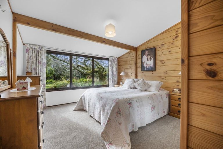 Photo of property in 37 Flint Road West, Stratford, 4332