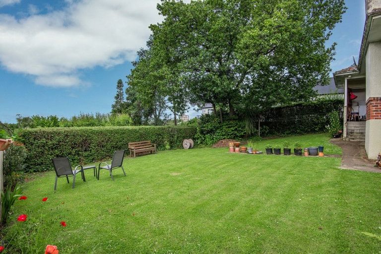 Photo of property in 720 Highgate, Maori Hill, Dunedin, 9010