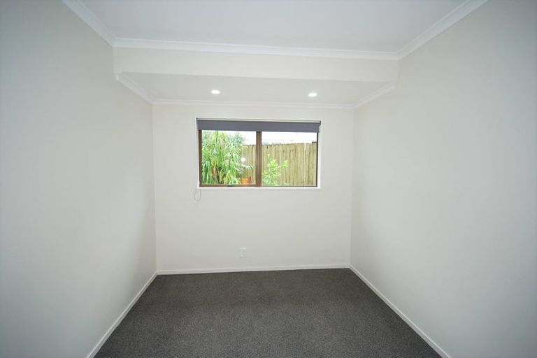 Photo of property in 3/23a Saxon Street, Waterview, Auckland, 1026