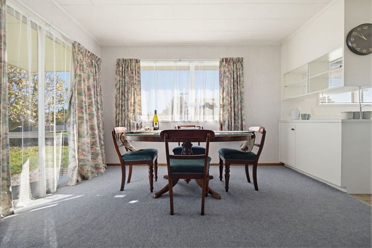 Photo of property in 22 Howden Road, Fairfield, Hamilton, 3214