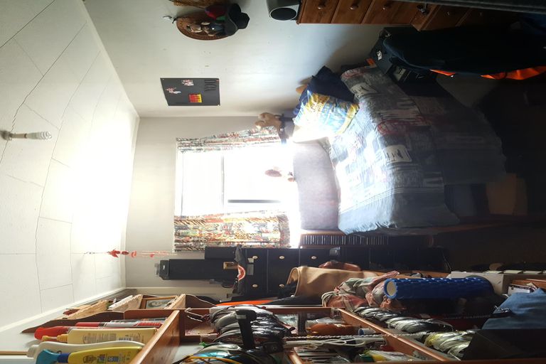 Photo of property in 1/5 Senecio Place, Weymouth, Auckland, 2103